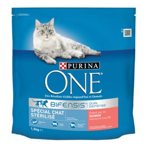 PURINA ONE Sterilized s lososem - 2 x 1,5 kg