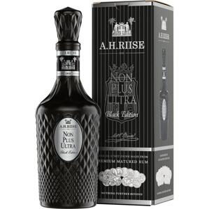 A.H. Riise Non Plus Ultra Black Edition láhev rumu 42,0% 0,7 l