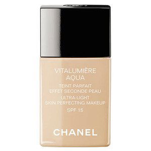 Chanel Rozjasňující hydratační make-up Vitalumiere Aqua SPF 15 (Ultra-Light Skin Perfecting Makeup) 30 ml 20