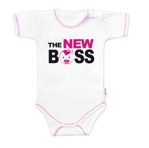 Baby Nellys Body krátký rukáv s vtipným textem Baby Nellys, The New Boss, holka - 86 (12-18m)