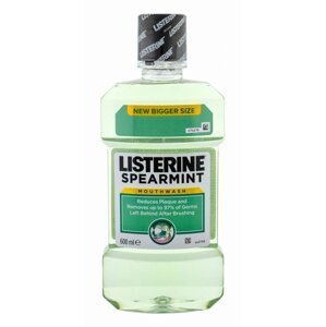 Listerine Spearmint ústní voda, 600ml