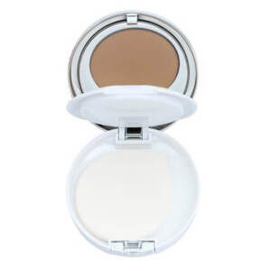 Clinique Pudrový make-up s korektorem 2v1 Beyond Perfecting (Powder Foundation + Concealer) 14,5 g 06 Ivory