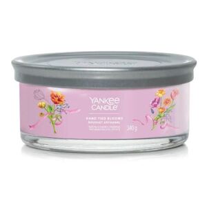 Yankee Candle Aromatická svíčka Signature tumbler střední Hand Tied Blooms 340 g