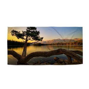 Ručník Strom u jezera - 50x100 cm