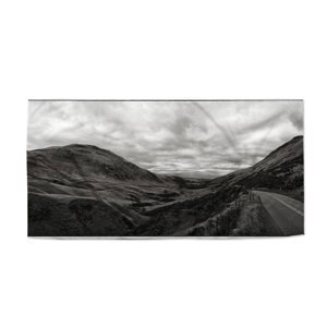 Ručník Černobílé údolí - 70x140 cm