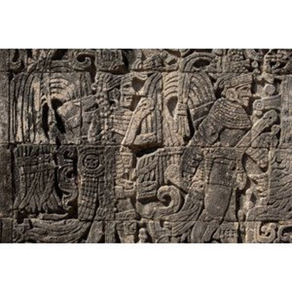 Umělecká fotografie Stone relief carvings at the Mayan, Kevin Trimmer, (40 x 26.7 cm)