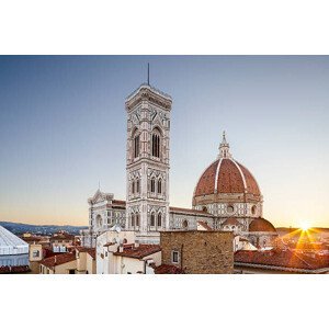 Umělecká fotografie Dawn breaks over the Duomo or Florence cathedral., Julian Elliott Photography, (40 x 26.7 cm)