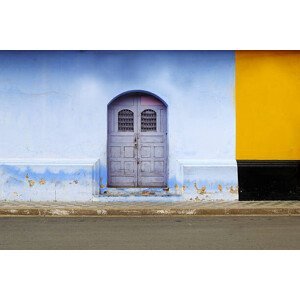 Umělecká fotografie Lilac Door, stevebphotography, (40 x 26.7 cm)