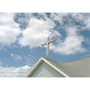 Umělecká fotografie Cross on Top of a Church, Erica Shires, (40 x 30 cm)