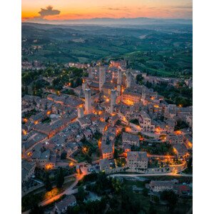 Fotografie San Gimignano town at night with, Pol Albarrán, 30x40 cm