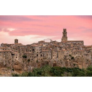 Fotografie Stone houses of Pitigliano at sunrise,, Roberto Moiola / Sysaworld, 40x26.7 cm