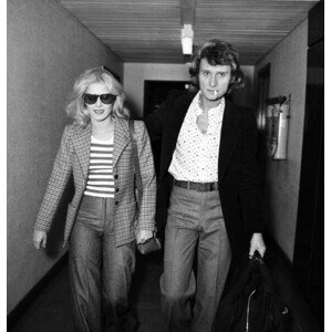 Umělecká fotografie Johnny Hallyday and Sylvie Vartan, (40 x 40 cm)