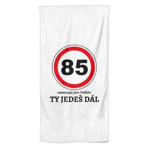 Osuška Ty jedeš dál (věk: 85)