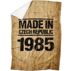 Deka Made In (rok: 1985, Podšití beránkem: ANO)