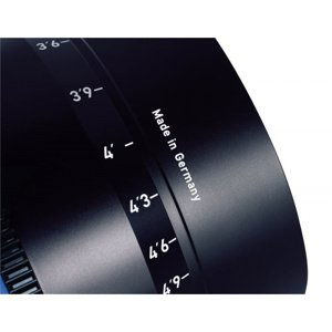 ZEISS CP.3 28 mm T2,1 Distagon T* EF-mount