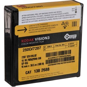 KODAK Vision3 250D/7207 16 mm/30,5 m
