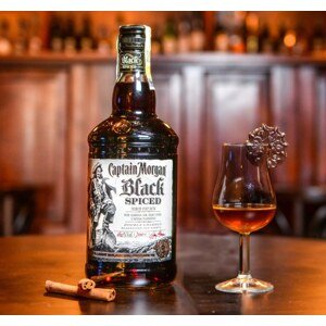 Captain Morgan Black Spiced 40% 0,7 l (holá láhev)